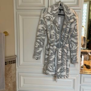 White House, Black market jacquard sweater coat